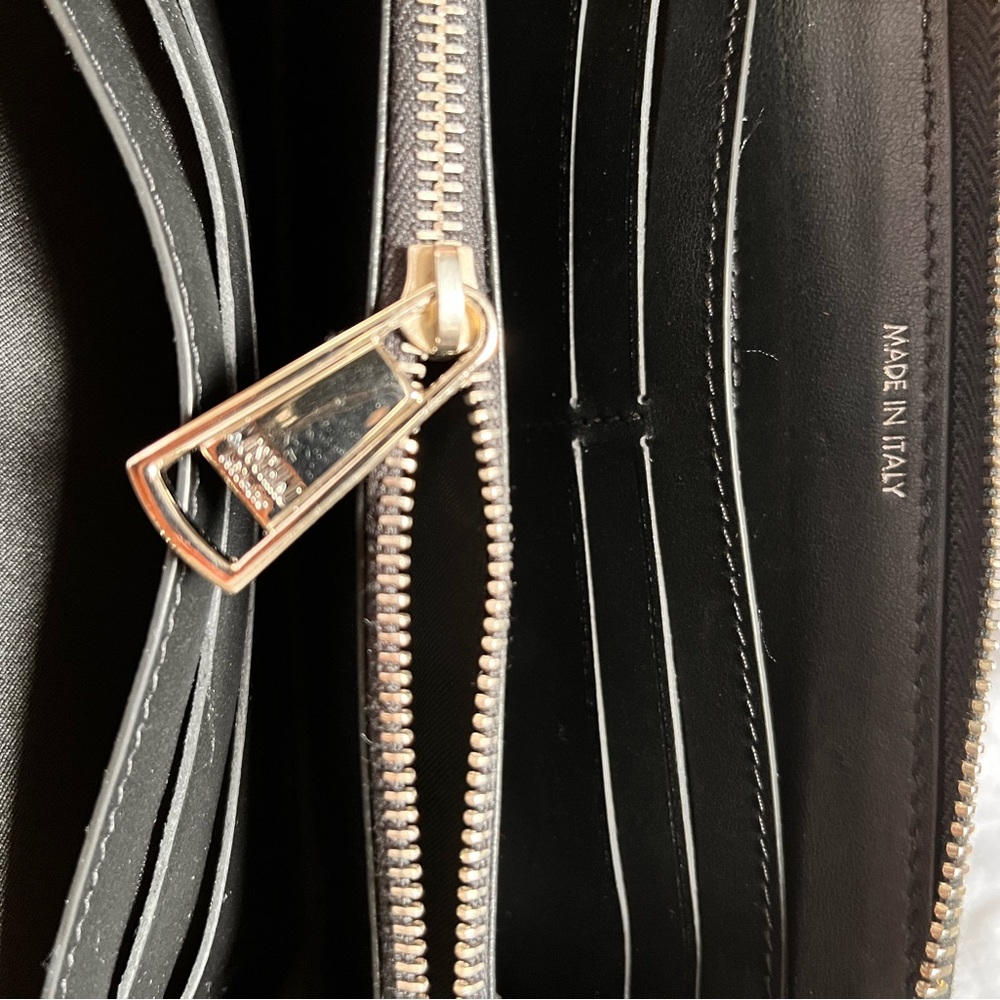 MOSCHINO black calf leather zipped wallet that could double as a clutch - Picture 10 of 11